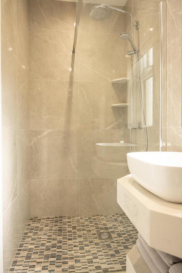 The View Apartment 2, Newry - Luxury Open Plan Apartment With City Views Kültér fotó